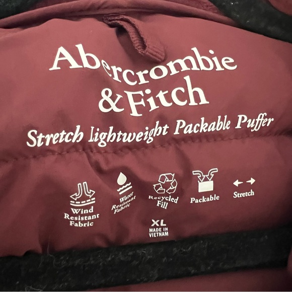 Abercrombie Packable Puffer - Picture 3 of 3